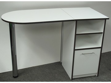 Маникюрный стол №4